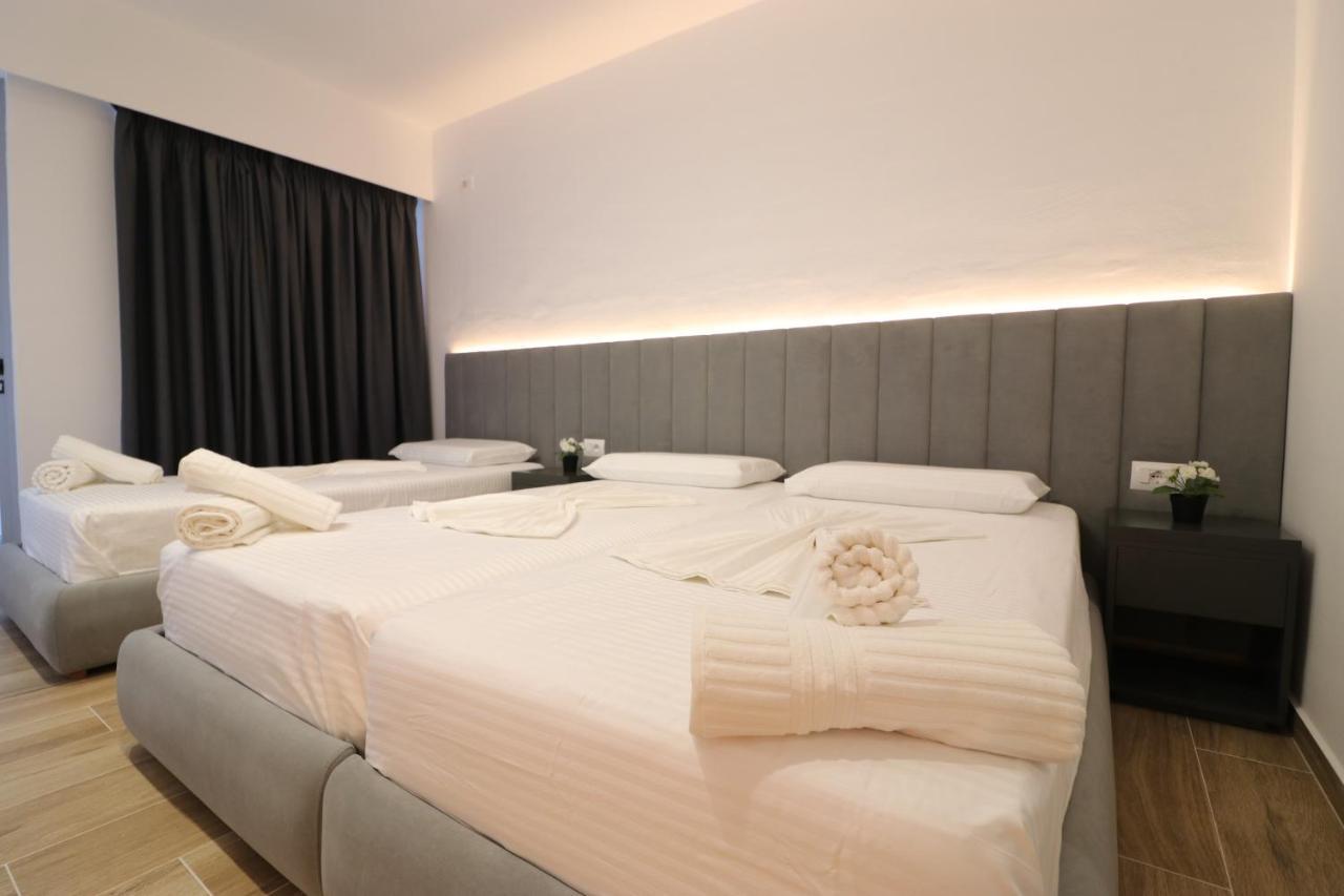 Hotel Tatzati 2 Sarandë Esterno foto