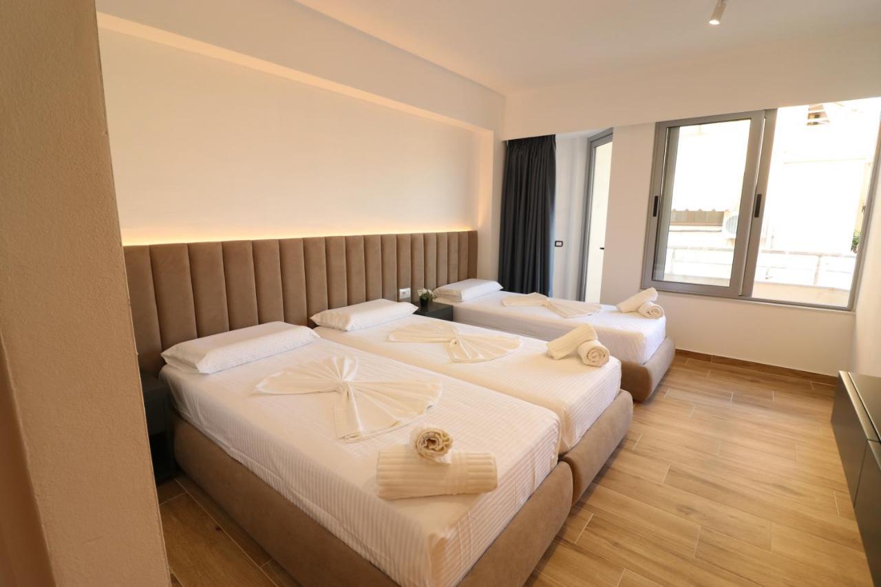 Hotel Tatzati 2 Sarandë Esterno foto